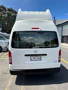 2018 Toyota Hiace - Thumbnail